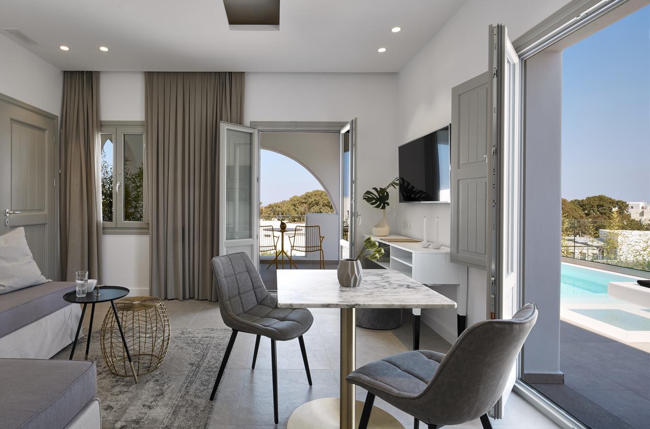 Altera Pars Suites Mesaria Exteriör bild