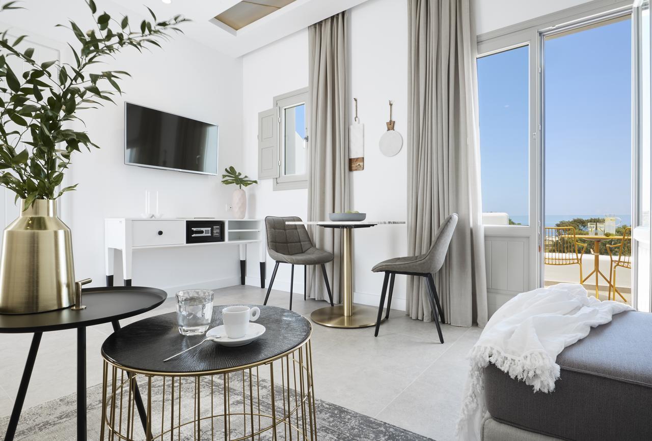 Altera Pars Suites Mesaria Exteriör bild