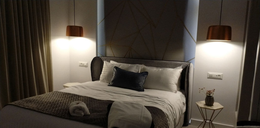Altera Pars Suites Mesaria Exteriör bild