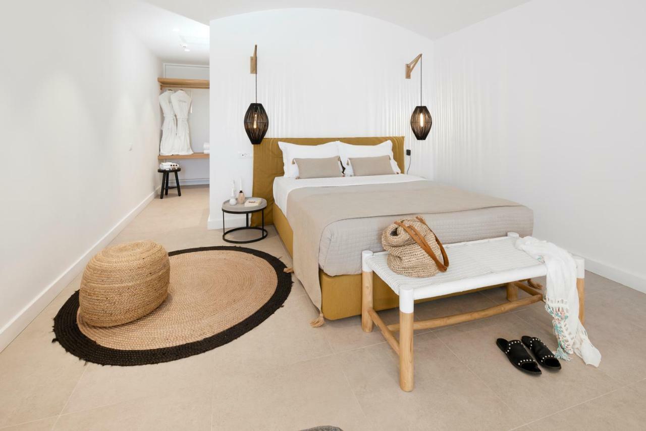 Altera Pars Suites Mesaria Exteriör bild